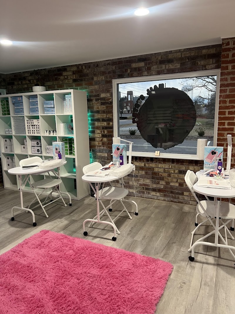 Nail System CR7, store in Gastonia, NC, photo 4 of 9